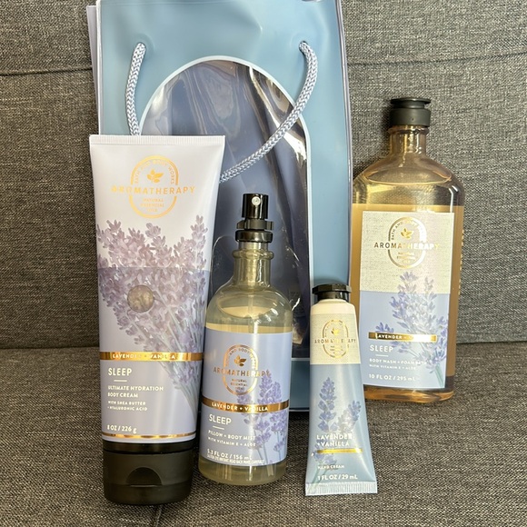 BATH & BODY 4pc SET AROMATHERAPY NATURAL ESSENTIAL OILS. - Picture 5 of 5